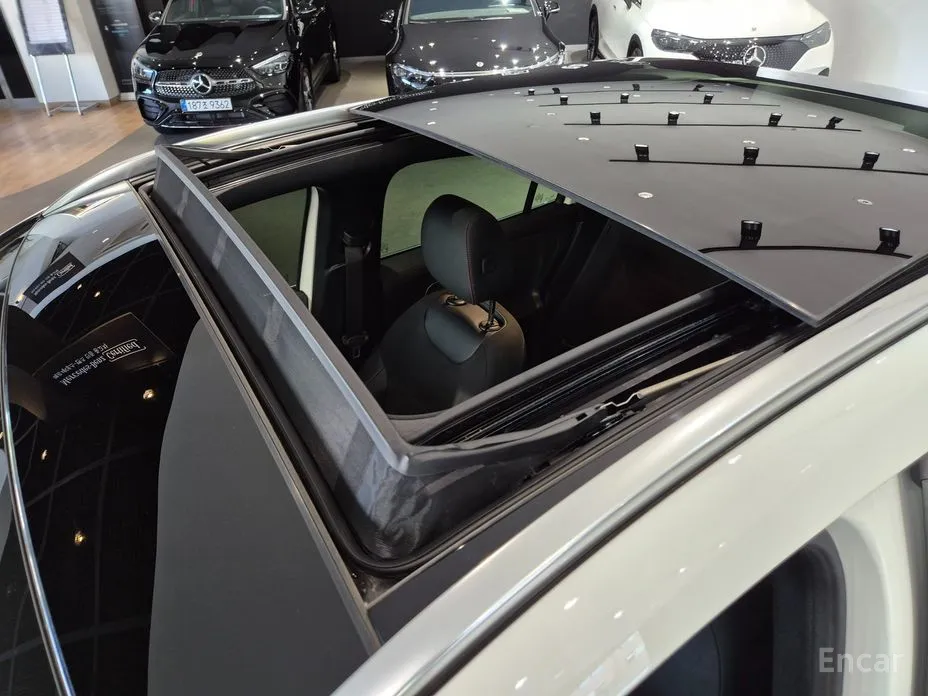 Фото 18 - Mercedes-Benz EQA