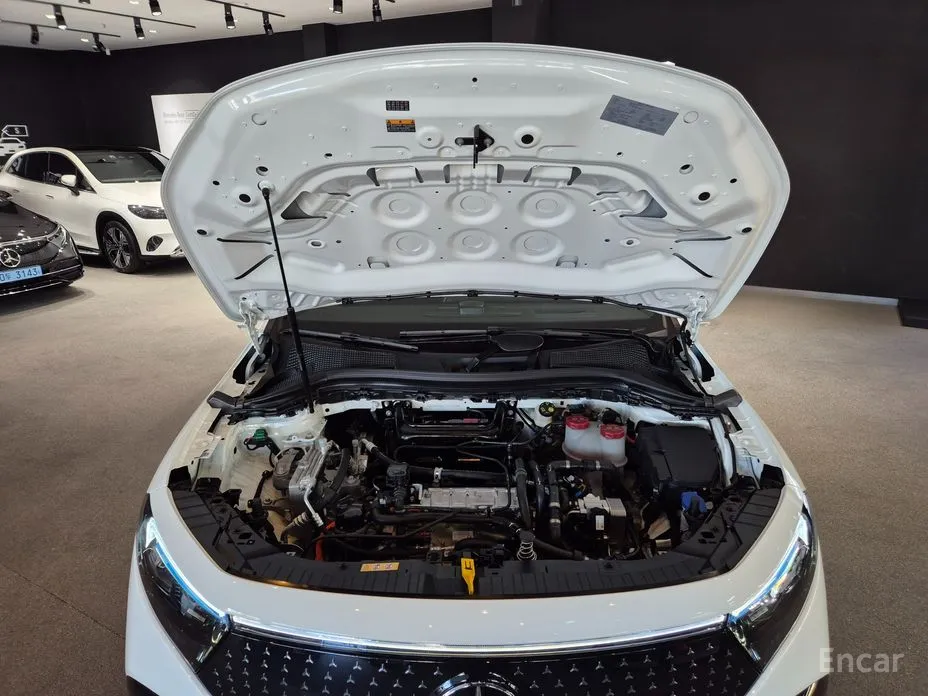 Фото 6 - Mercedes-Benz EQA