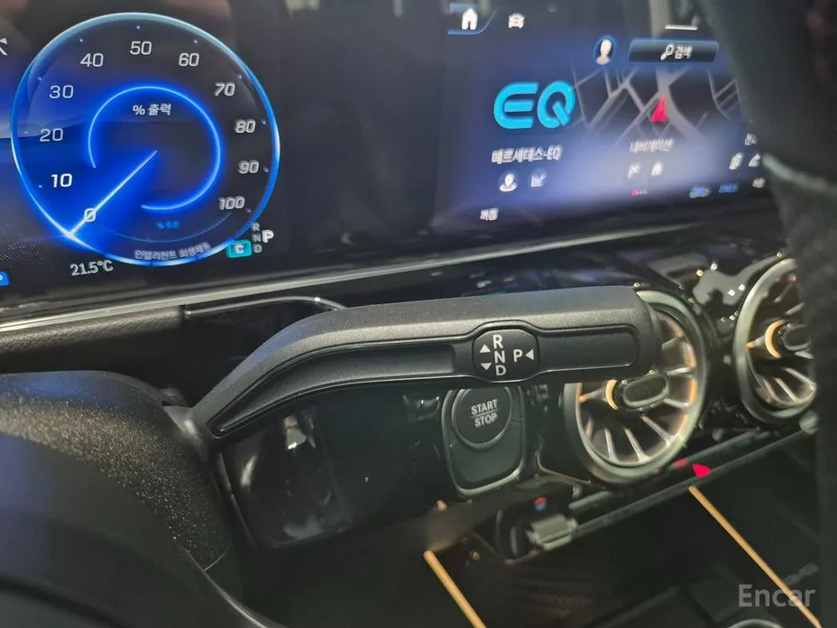 Фото 9 - Mercedes-Benz EQA