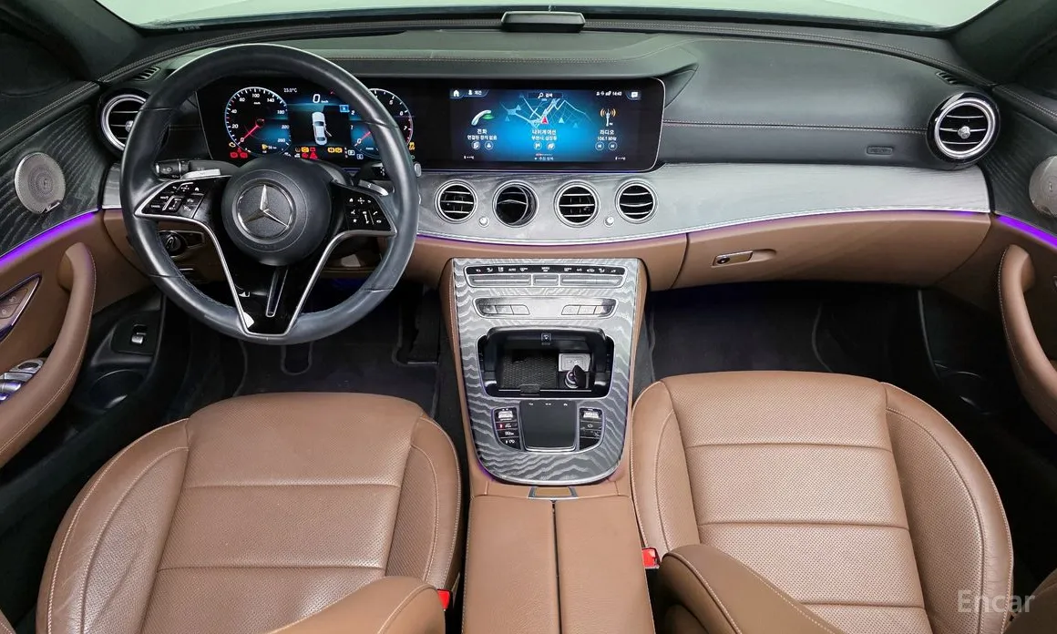 Фото 7 - Mercedes-Benz E-Class