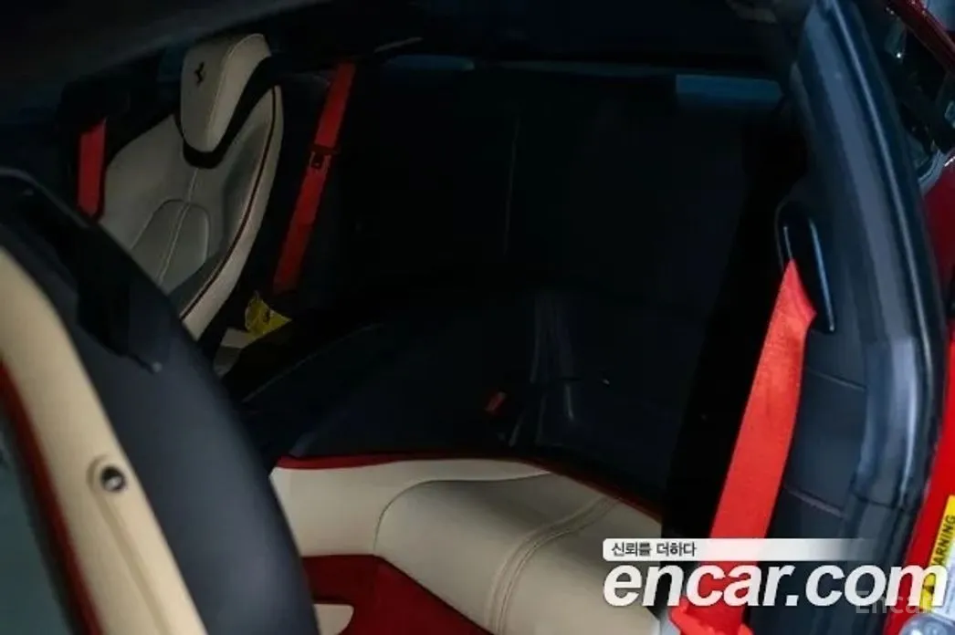 Фото 8 - Ferrari Roma