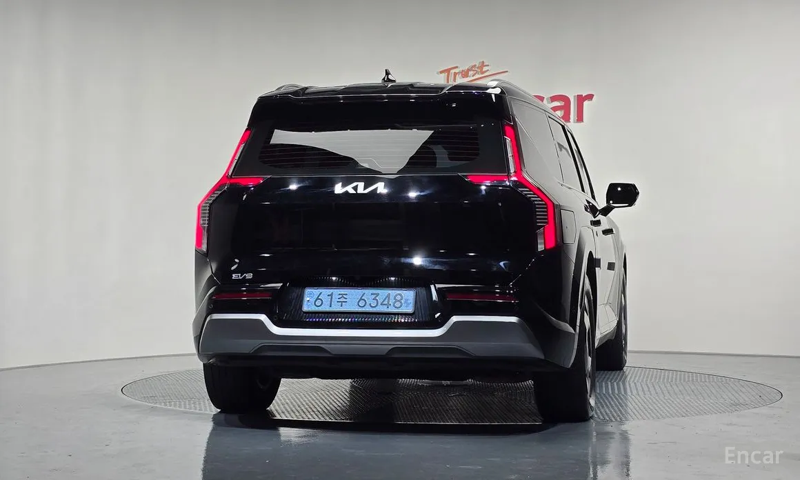 Фото 4 - Kia EV9