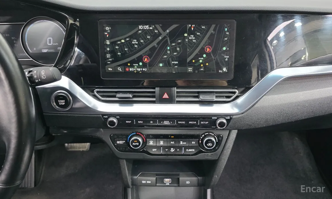 Фото 16 - Kia Niro