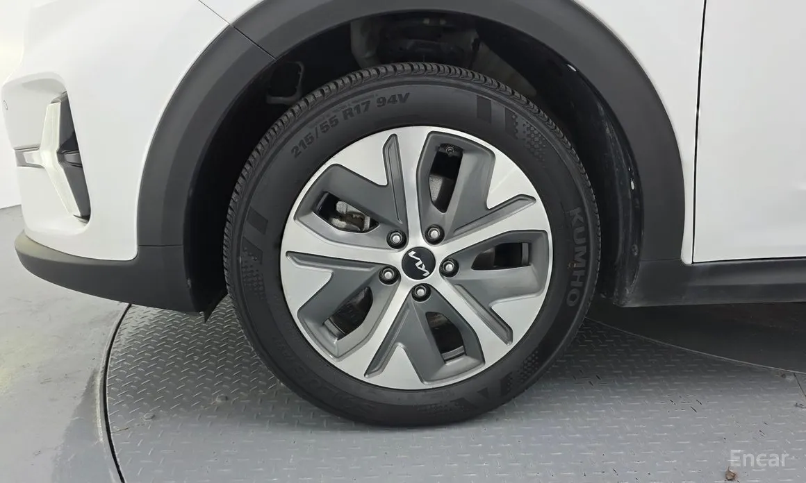 Фото 5 - Kia Niro