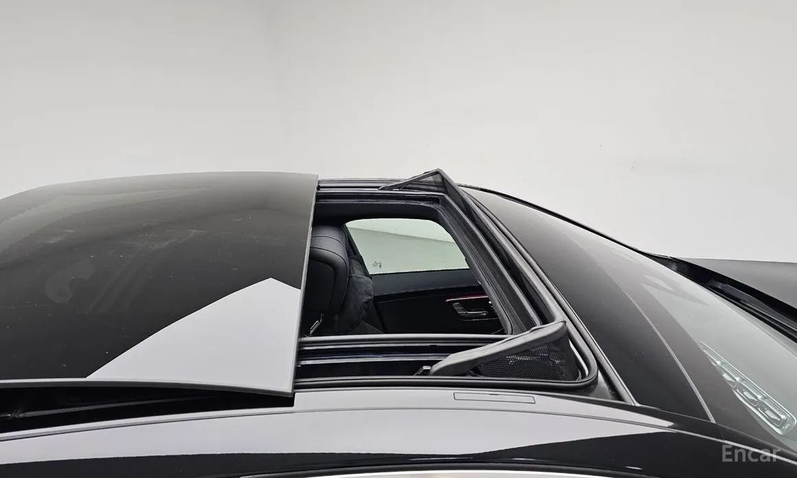 Фото 12 - Mercedes-Benz S-Class