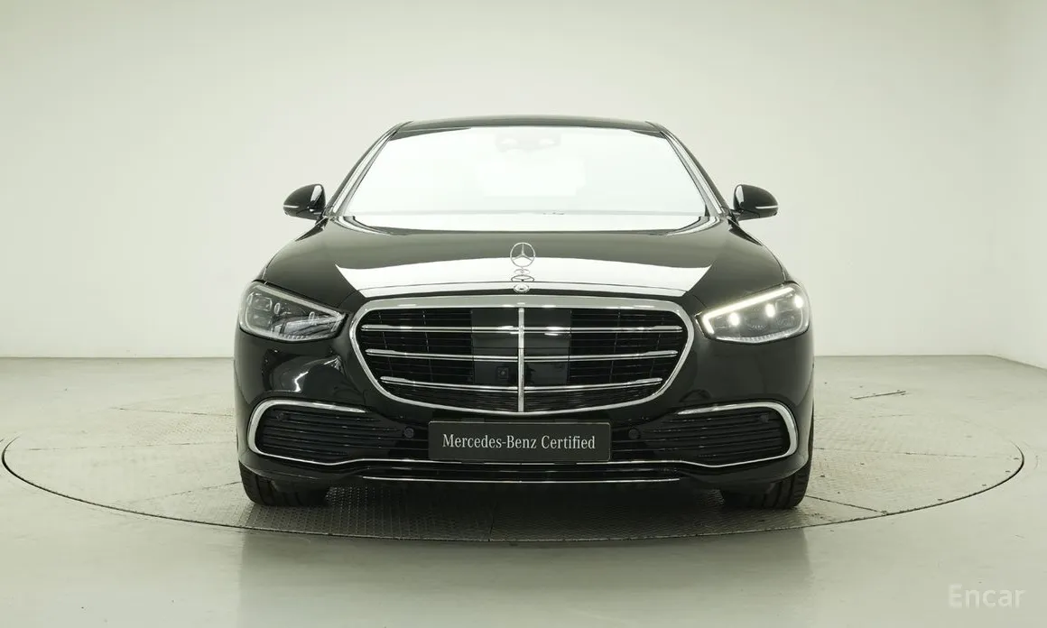 Фото 3 - Mercedes-Benz S-Class