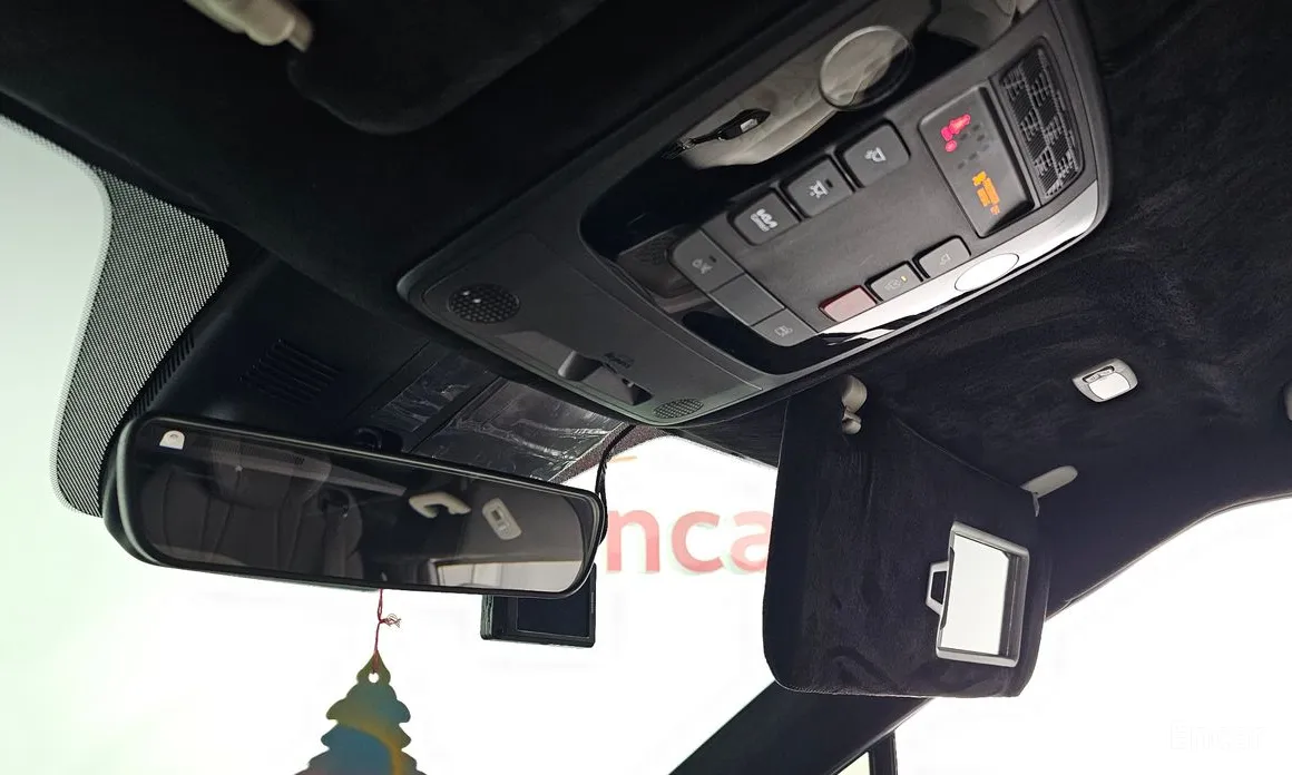 Фото 18 - Kia Carnival