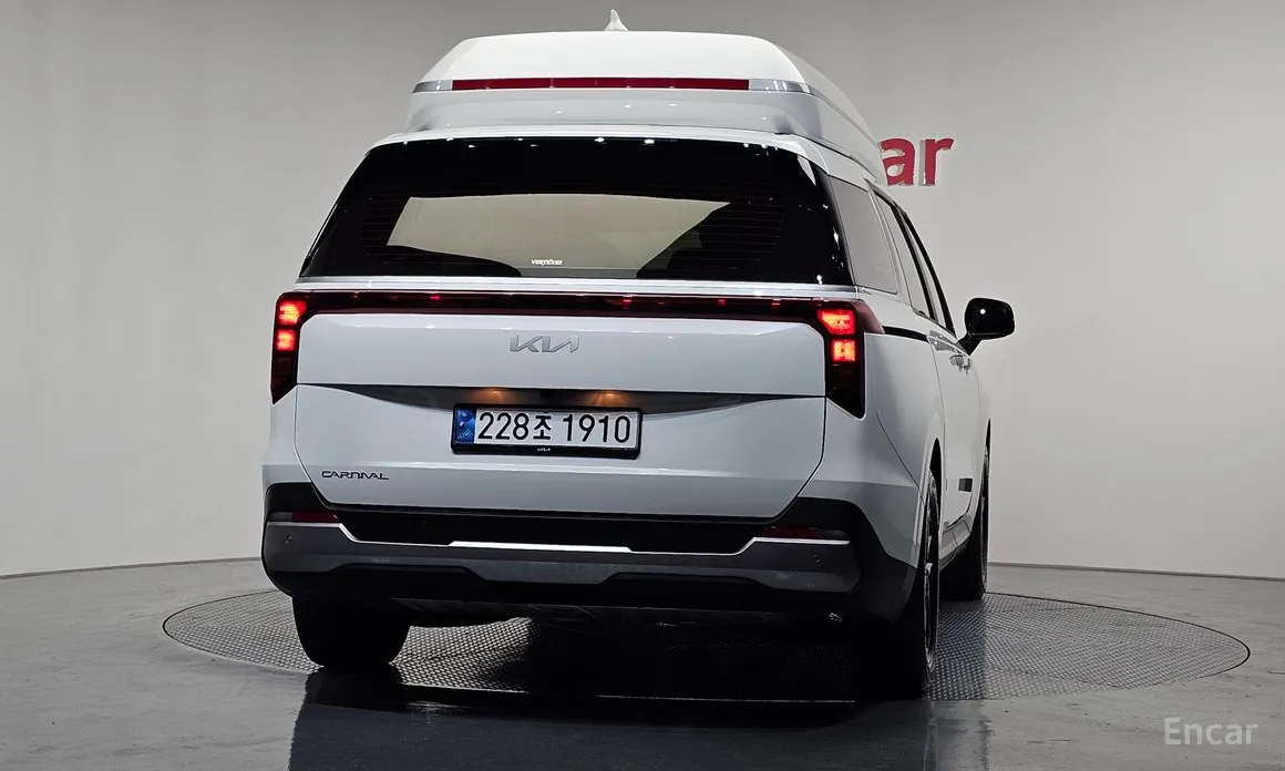 Фото 4 - Kia Carnival