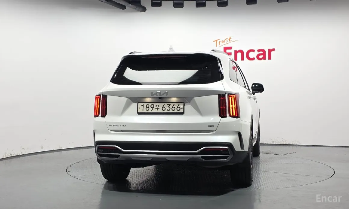 Фото 4 - Kia Sorento