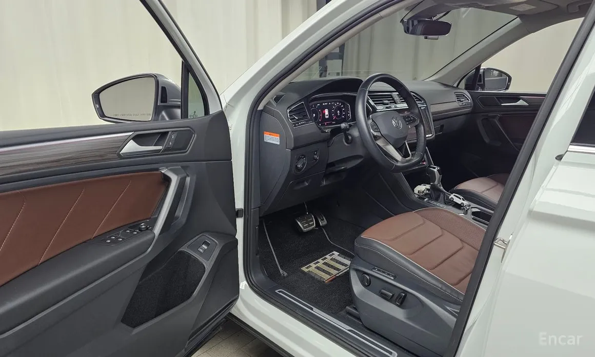 Фото 10 - Volkswagen Tiguan