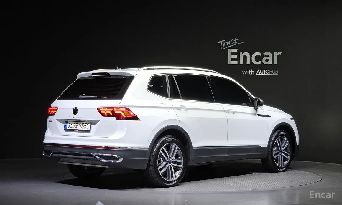 Фото 2 - Volkswagen Tiguan