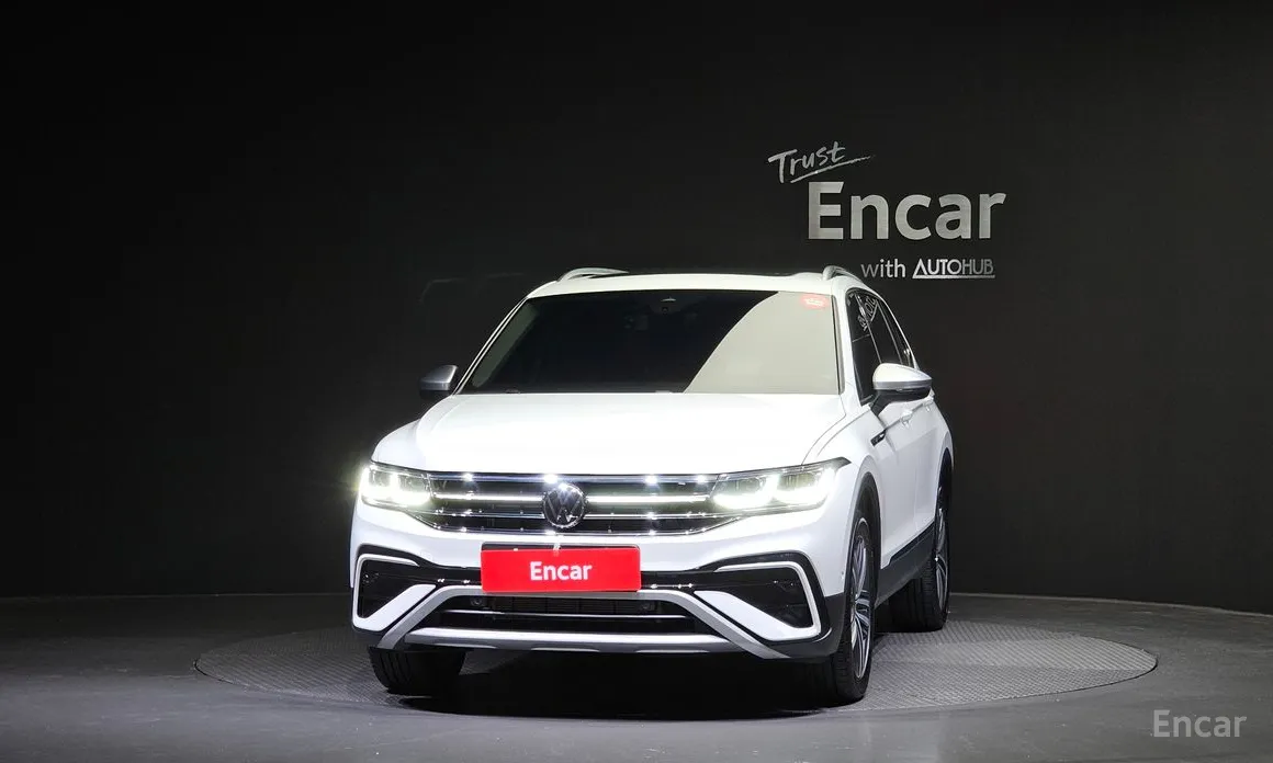 Фото 3 - Volkswagen Tiguan