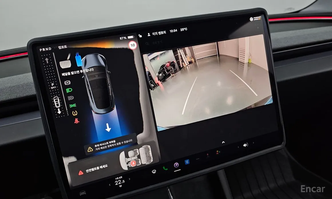 Фото 13 - Tesla Model 3