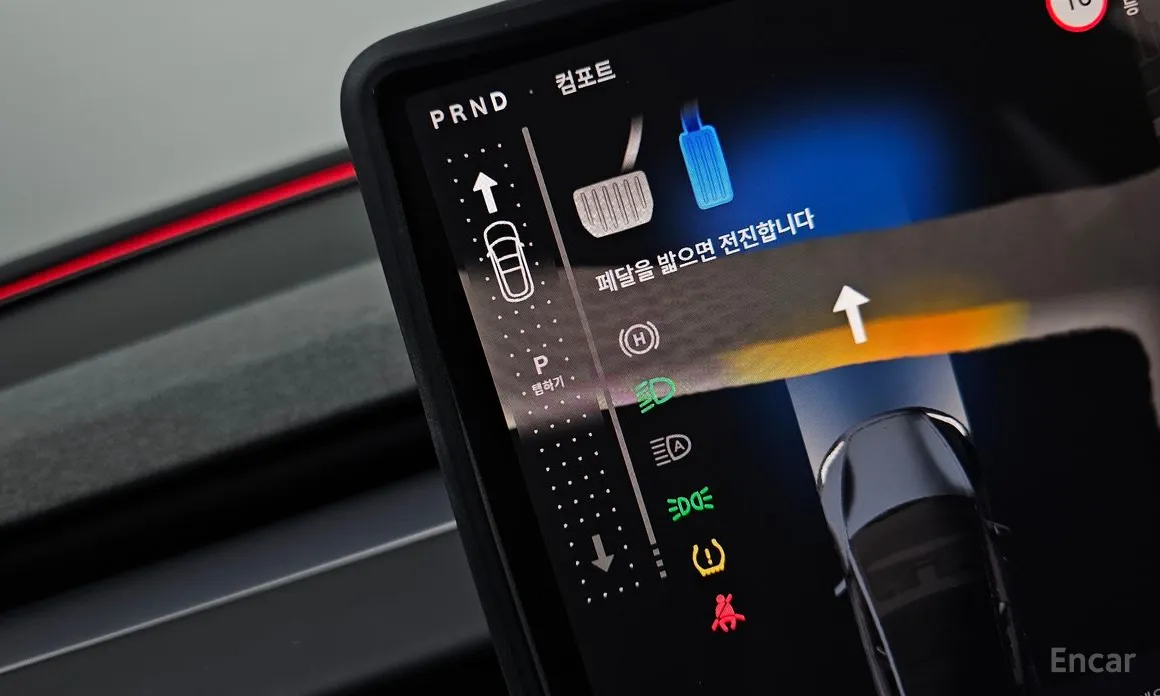 Фото 9 - Tesla Model 3