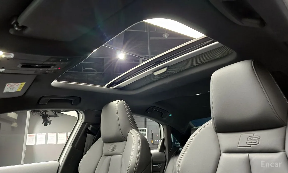 Фото 19 - Audi S3