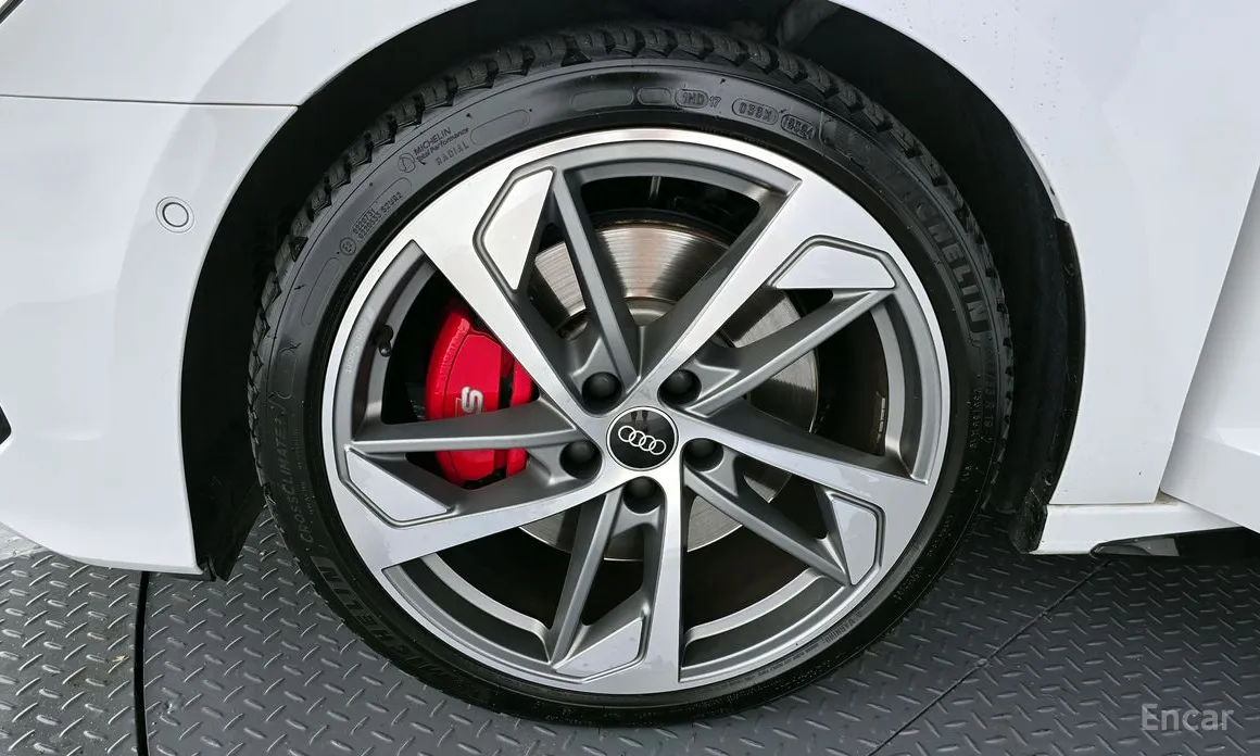 Фото 5 - Audi S3