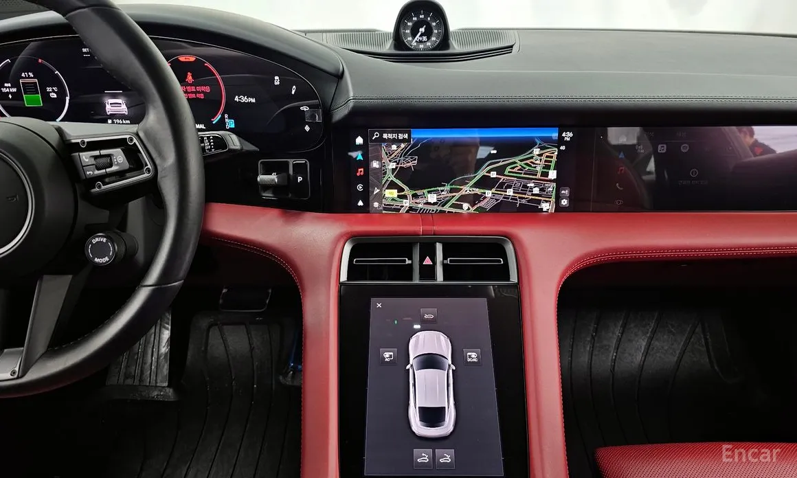 Фото 14 - Porsche Taycan