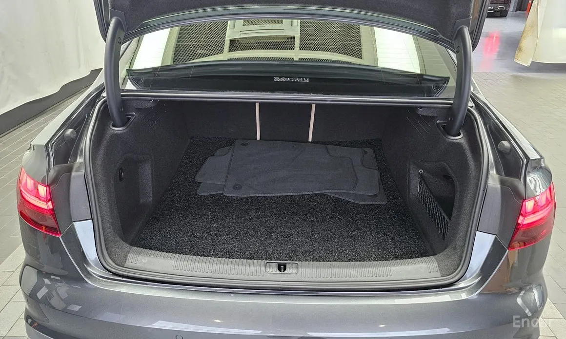 Фото 20 - Audi A4