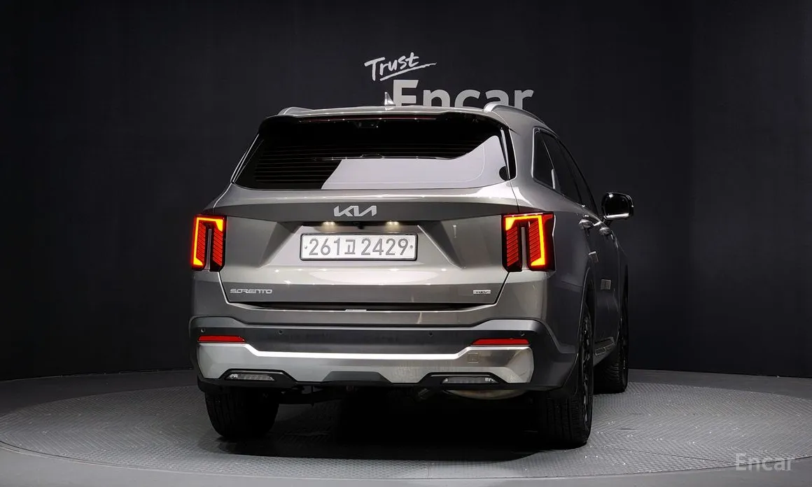 Фото 4 - Kia Sorento