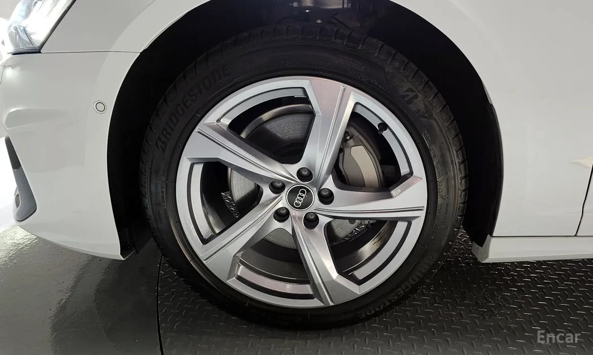 Audi A6 2019 45 TFSI Premium