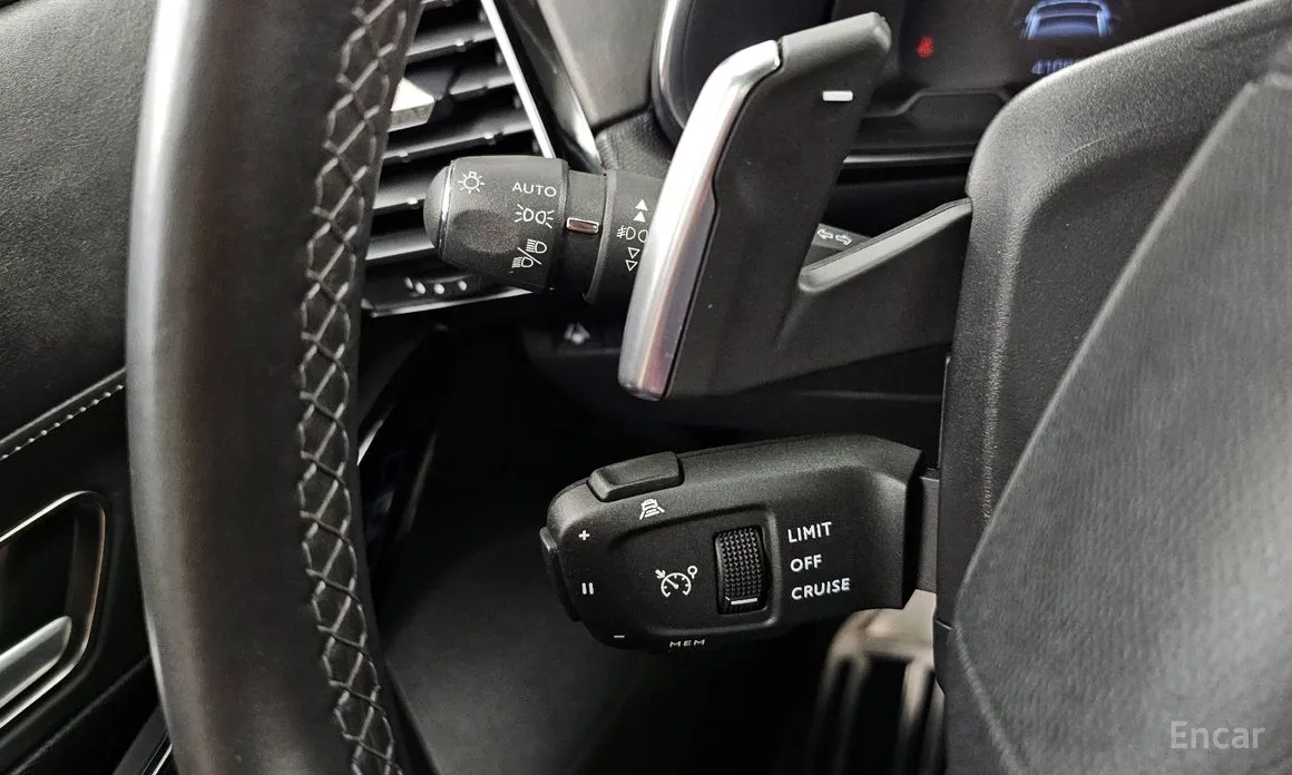 Фото 14 - Citroen DS7