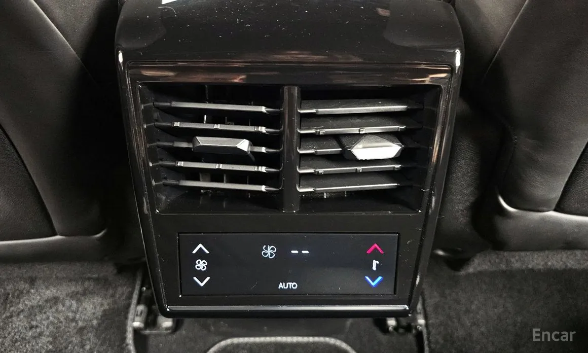 Фото 18 - Citroen DS7