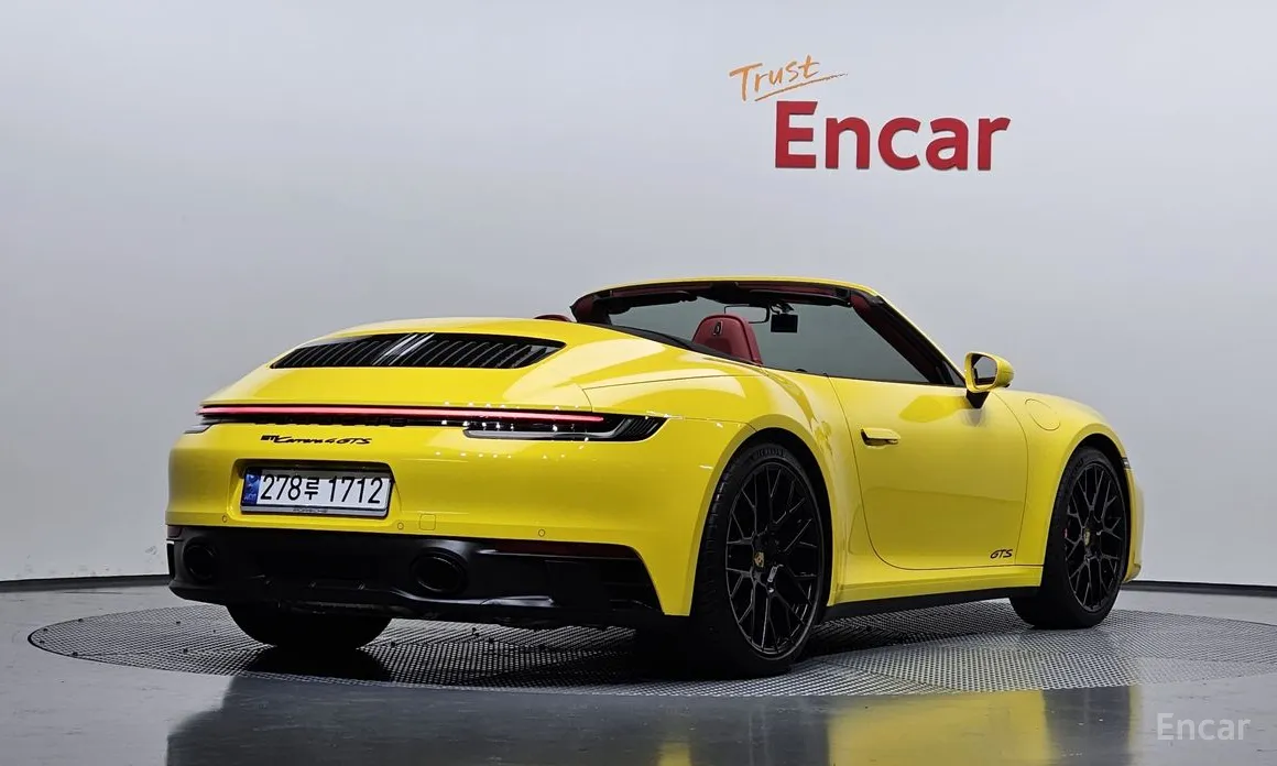 Фото 2 - Porsche 911