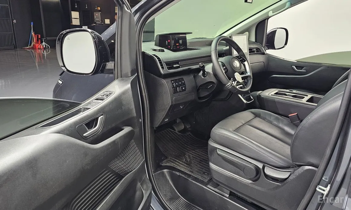 Фото 11 - Hyundai Staria