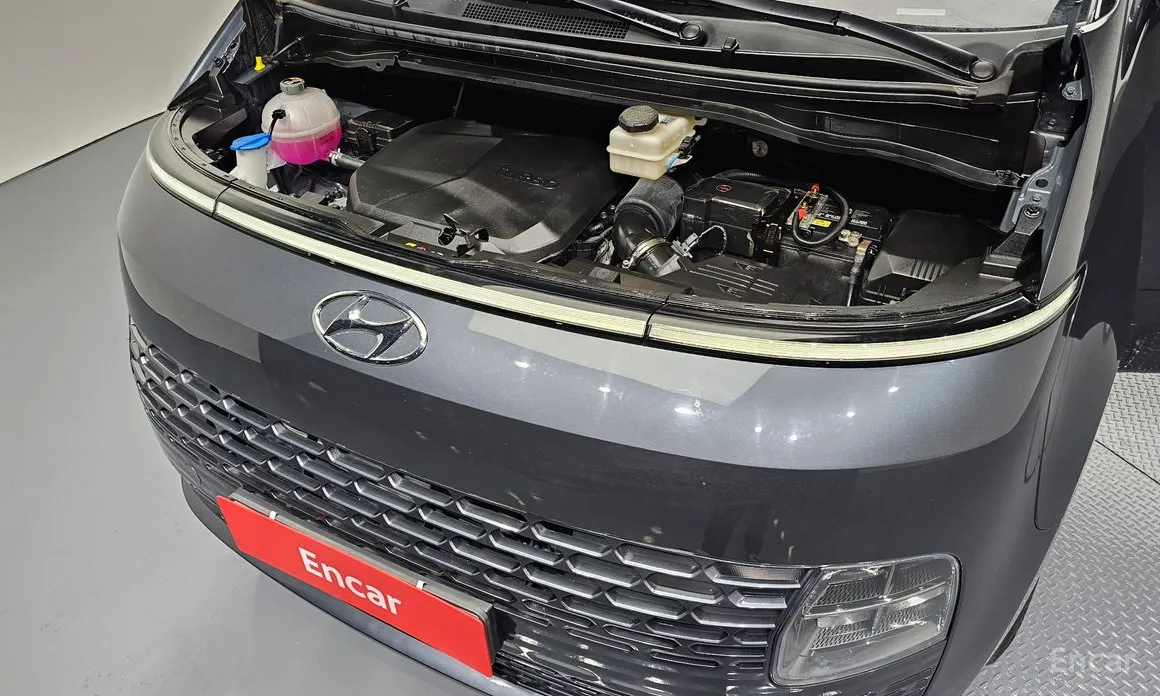 Фото 6 - Hyundai Staria