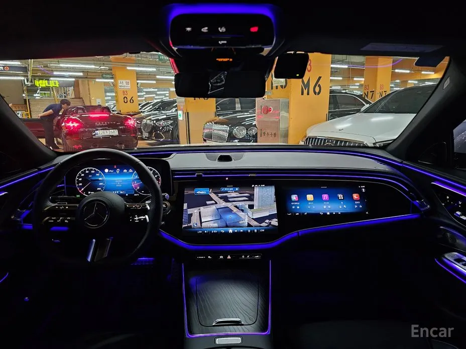 Фото 19 - Mercedes-Benz E-Class