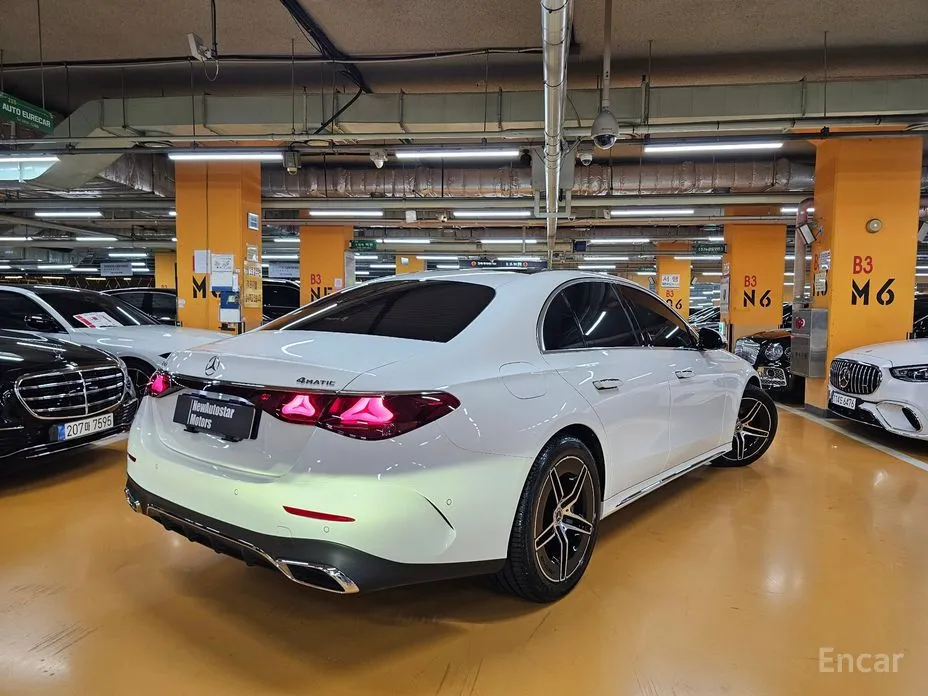 Фото 3 - Mercedes-Benz E-Class