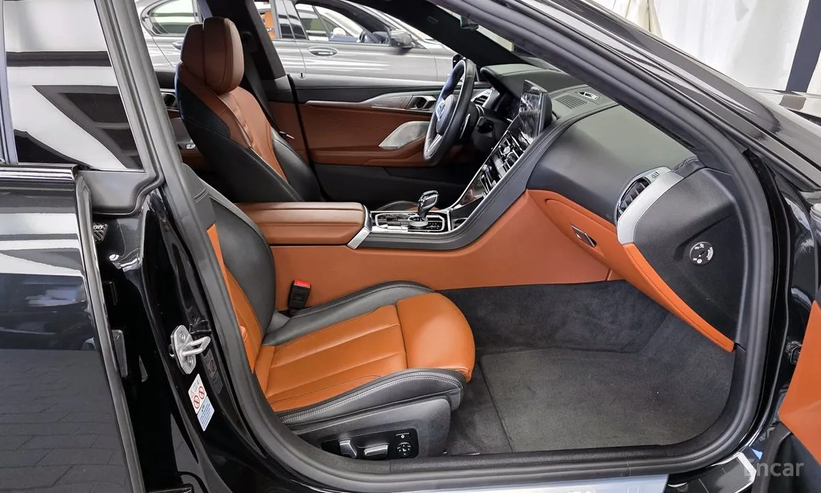 Фото 11 - BMW 8 Series