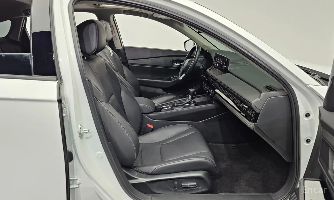 Фото 11 - Honda Accord