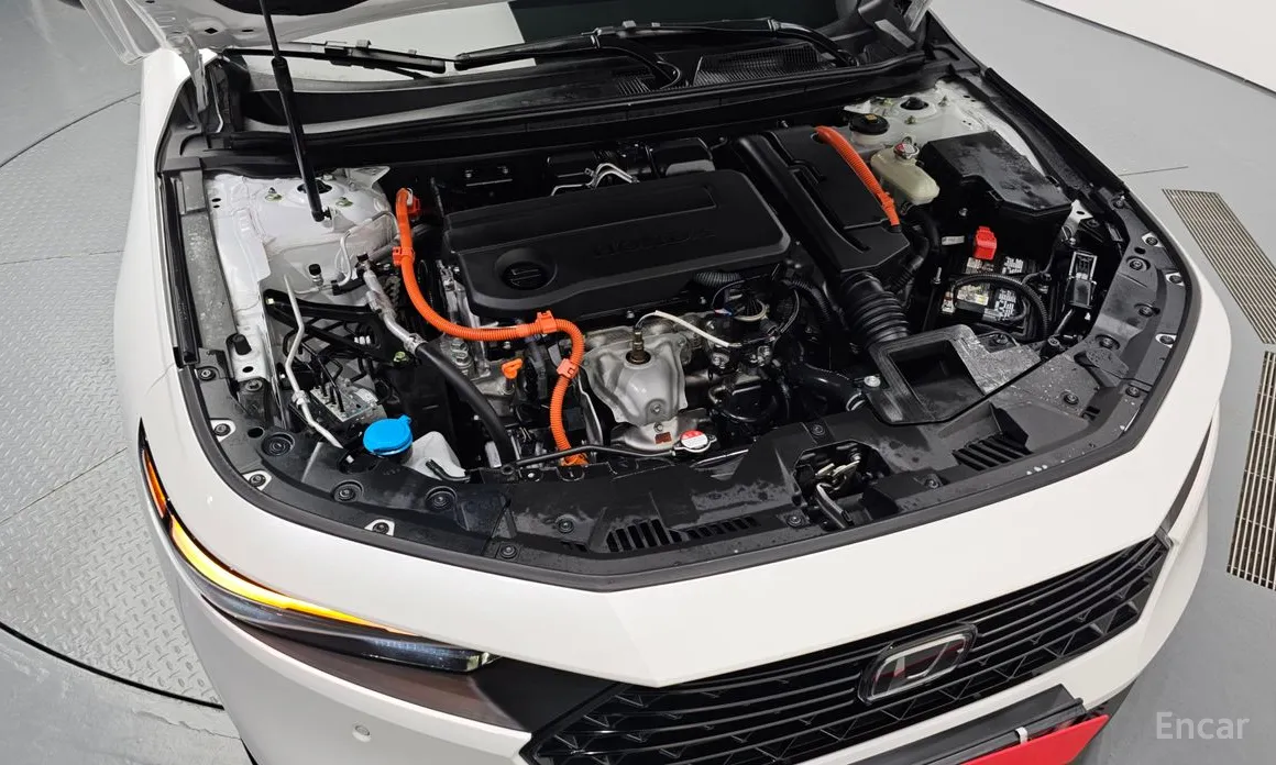 Фото 6 - Honda Accord