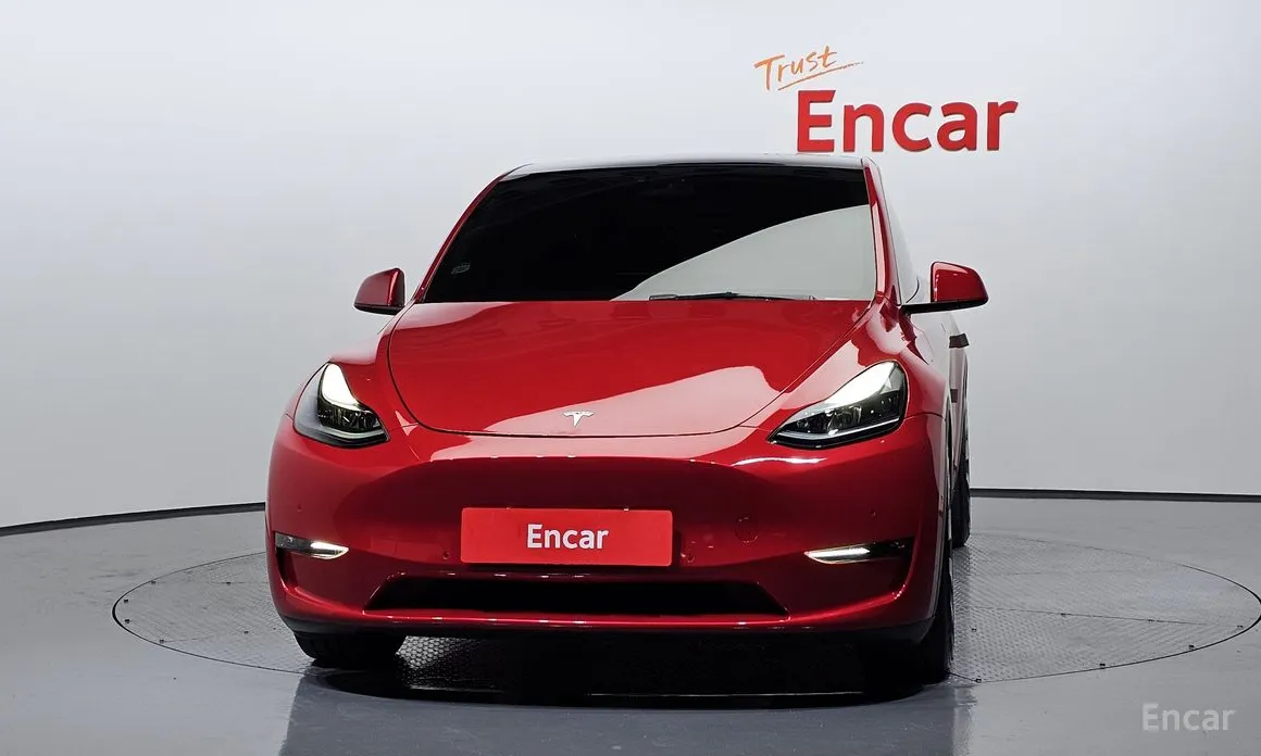 Фото 3 - Tesla Model Y