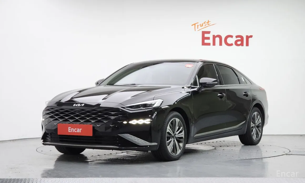 Фото 1 - Kia K8