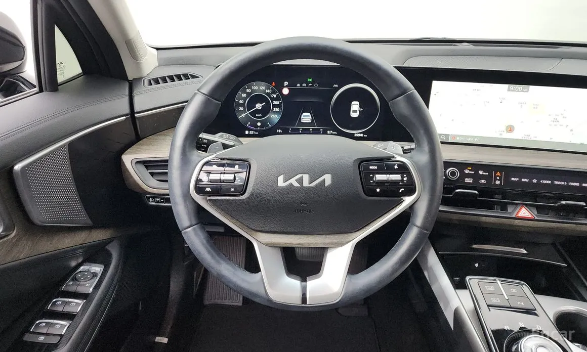 Фото 13 - Kia K8