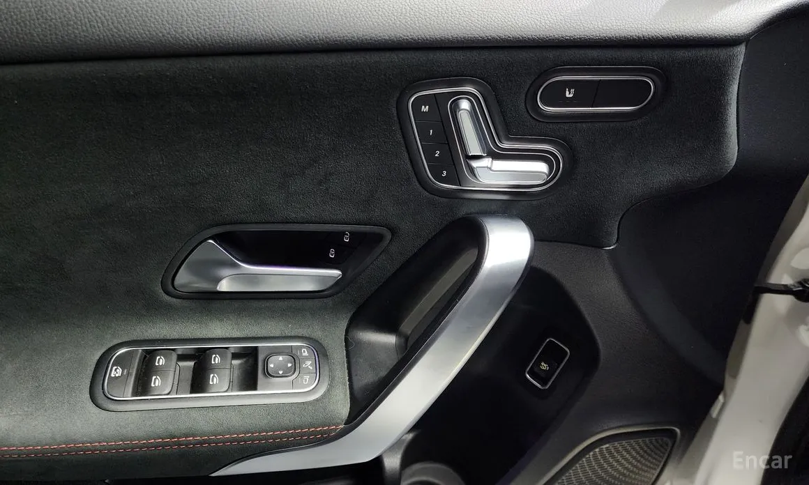 Фото 17 - Mercedes-Benz A-Class