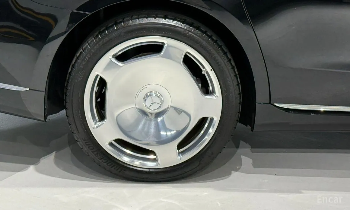 Фото 20 - Mercedes-Benz S-Class