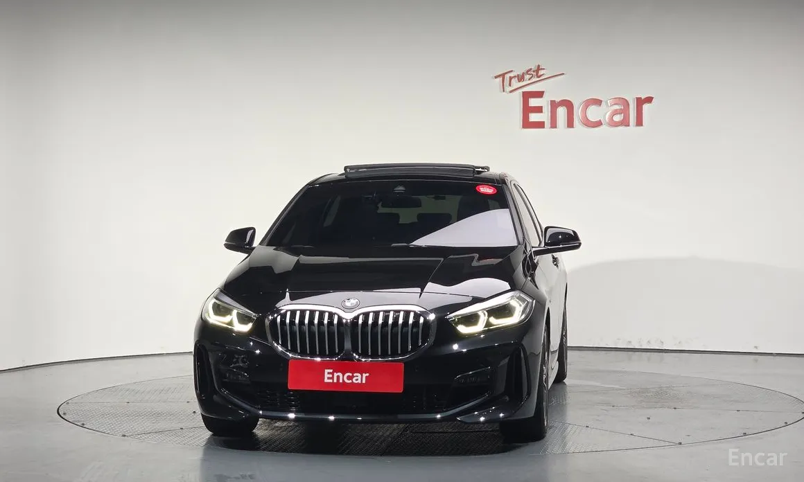 Фото 3 - BMW 1 Series