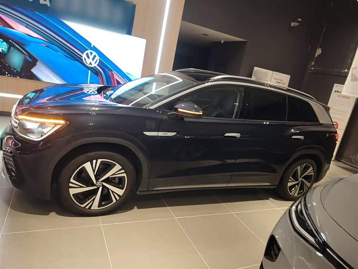 Фото 5 - Volkswagen ID.6 Crozz