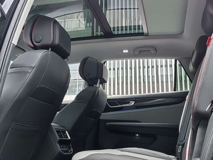 Фото 15 - Volkswagen Teramont X