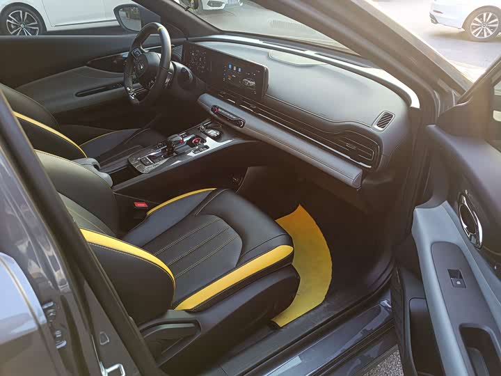 Фото 9 - GAC Trumpchi Empow R