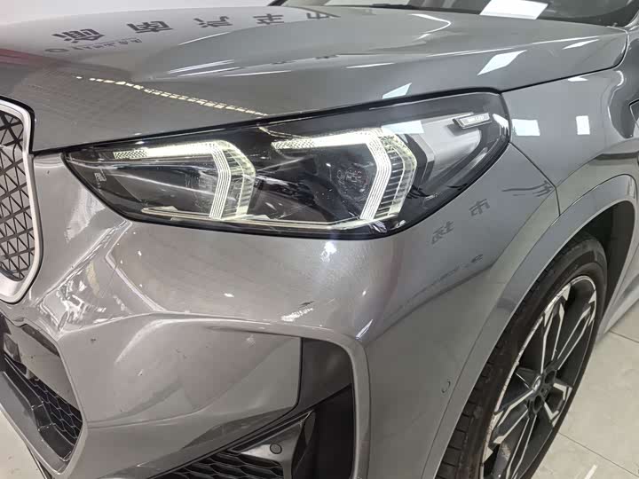 Фото 17 - BMW iX1