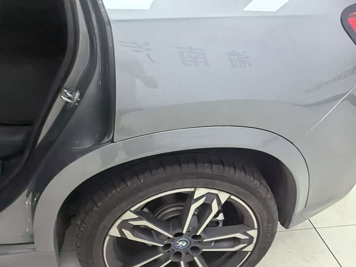 Фото 7 - BMW iX1