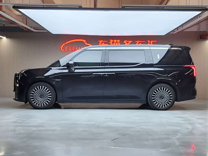 Фото 3 - Zeekr 009