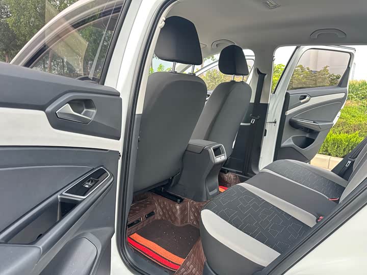 Фото 21 - Jetta VS5