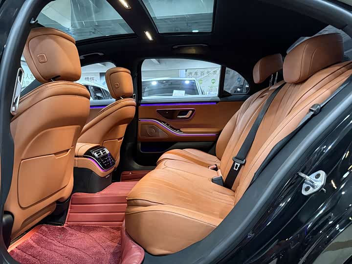 Фото 11 - Mercedes-Benz S-Class