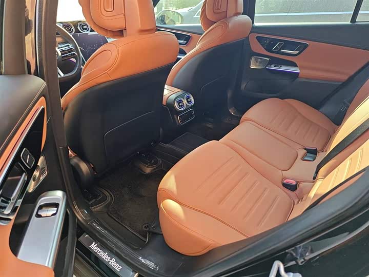 Фото 13 - Mercedes-Benz GLC-Class