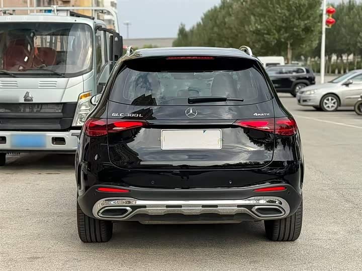 Фото 8 - Mercedes-Benz GLC-Class